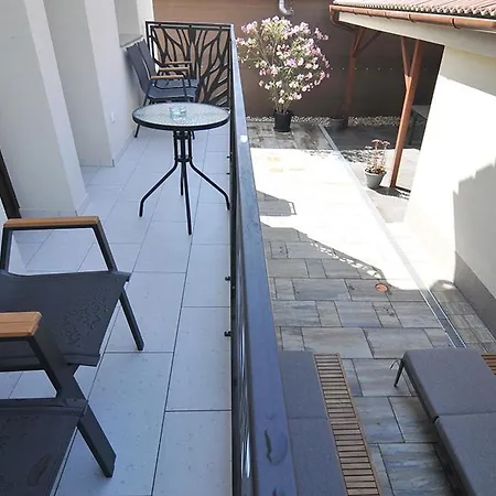 Sio50fok Apartmanhaz * Siófok