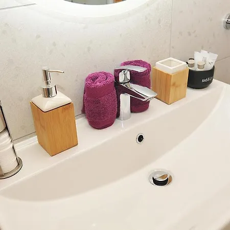 Sio50fok Apartmanhaz Lägenhet *