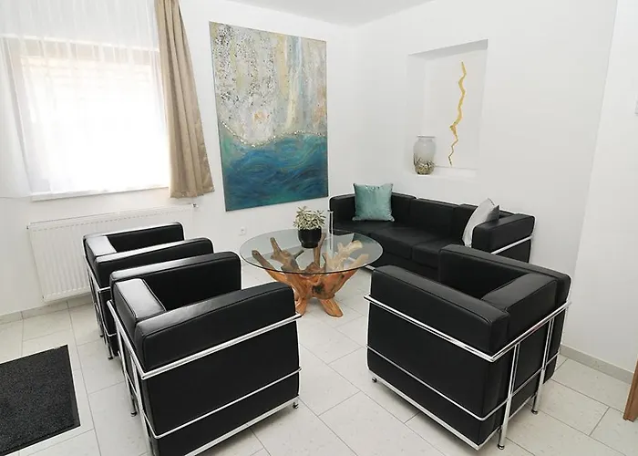 Sio50fok Apartmanhaz * שיופוק